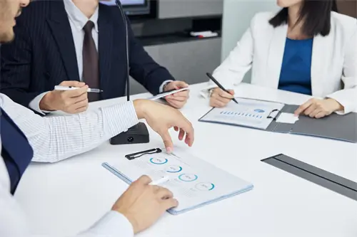 连续变道法律责任是什么